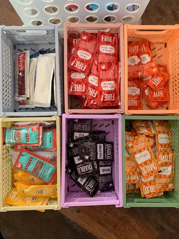 taco doorbell  blistery  condiment  packets organized successful  baskets