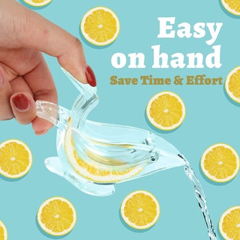 hand showing how you use the manual lemon juicer