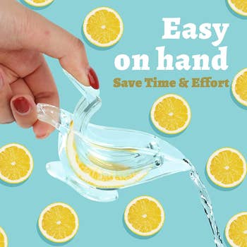 hand showing how you use the manual lemon juicer