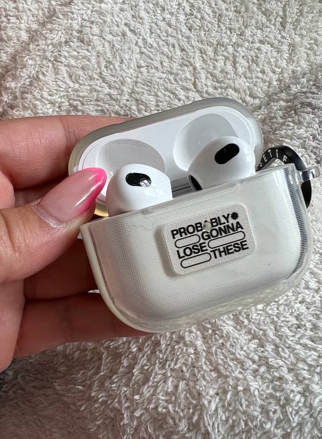 probably gonna lose these airpods case 