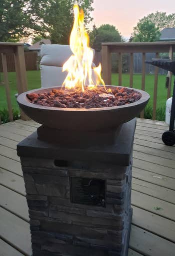 Reviewer image of the firebowl with lava rocks