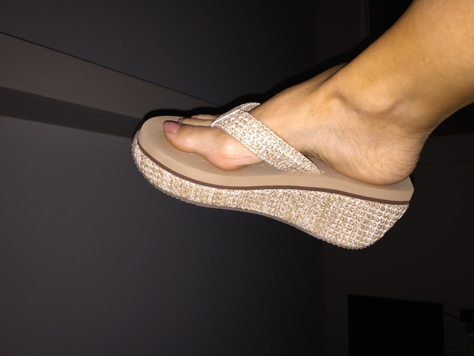 short platform sandals