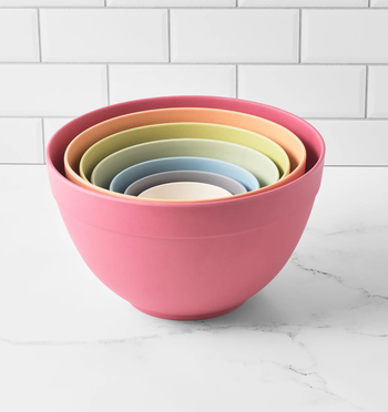 problem solving products Side view of the nesting bowls stacked inside of each other