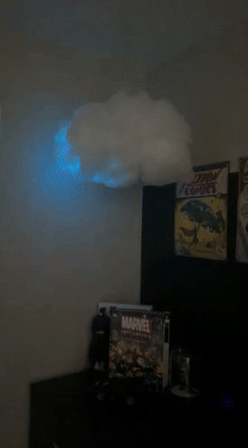 reviewer's cloud-shaped light changing colors