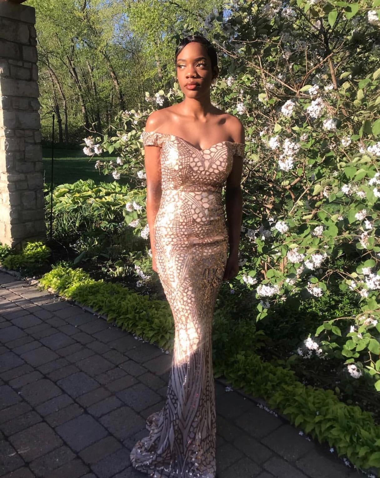 28 Semi-Formal Dresses For Weddings, Prom, And More 28 Semi-Formal Dresses For Weddings, Prom, And More