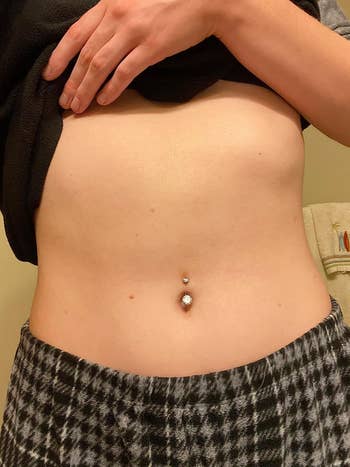 reviewer's stomach after using self tanner lotion