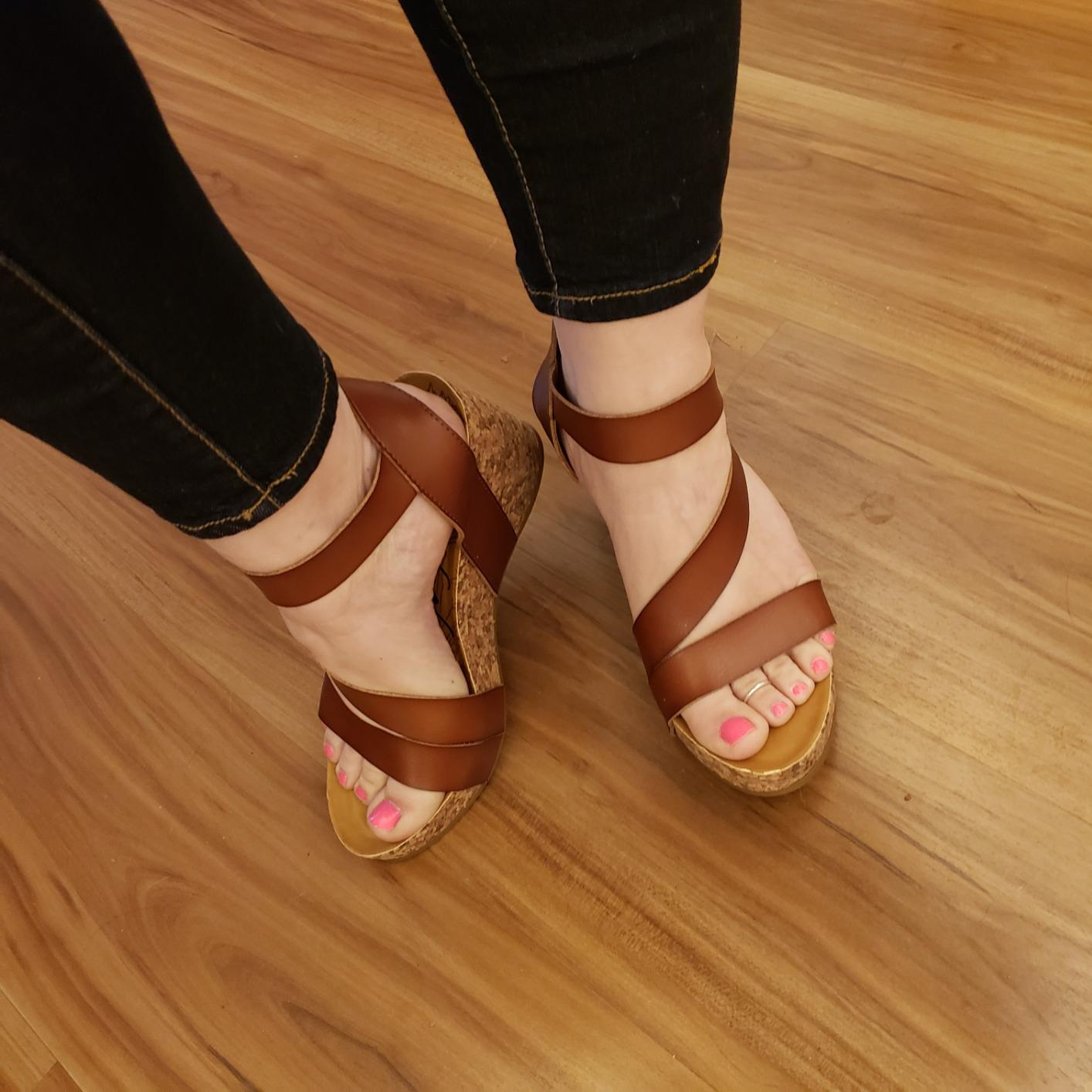 Italian Shoemakers | Marcia - Elastic Wedge Sandal for Women
