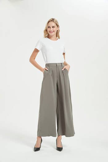 different model wearing the pants in grey