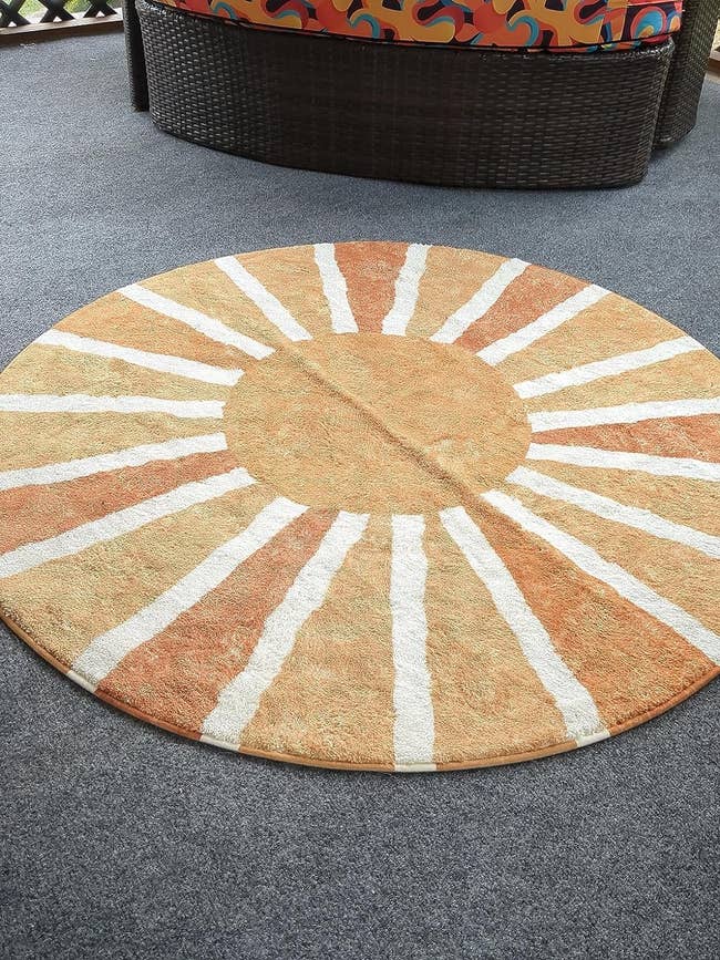 reviewer image of the 4 foot round sun rug