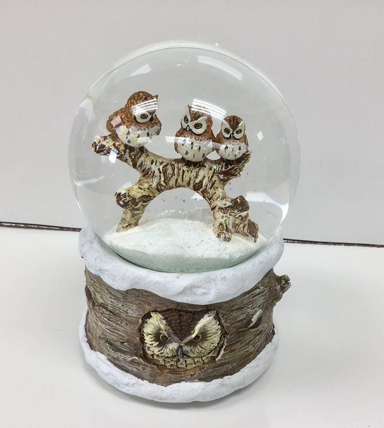 the barn owl snow globe