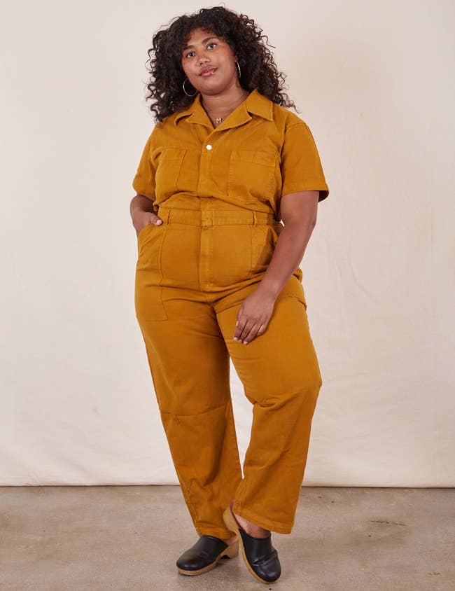a model wearing the jumpsuit 