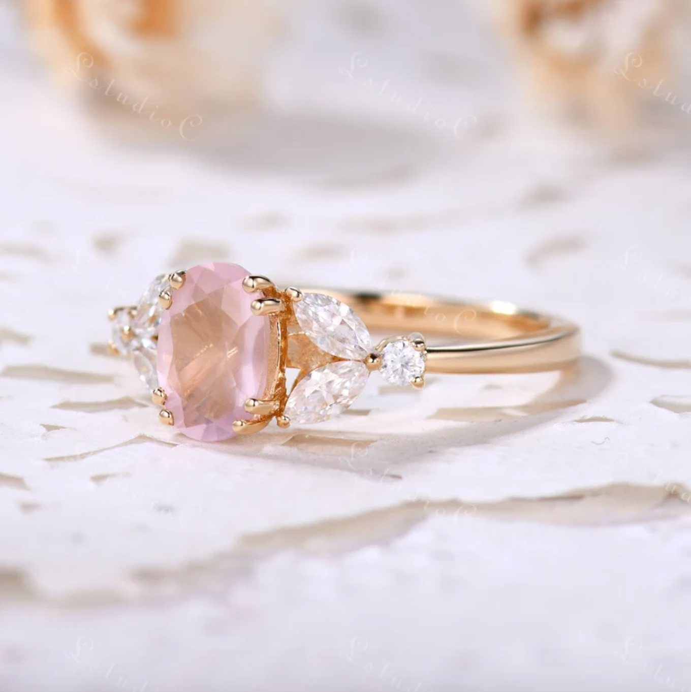 Image of the rose quartz ring 