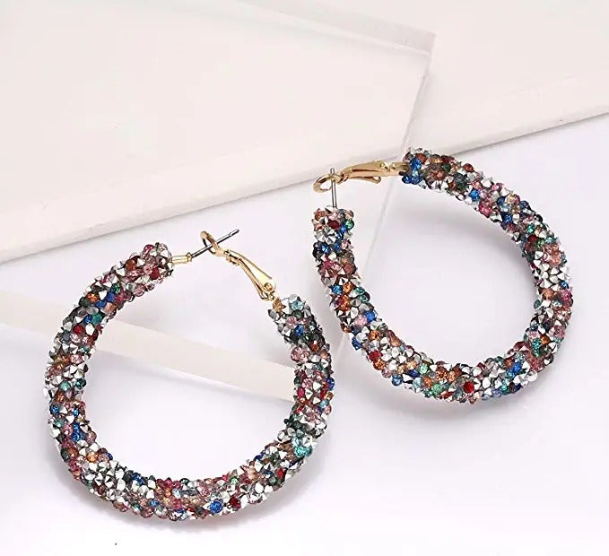 29 Best Hoop Earrings For A Well-Rounded Look 2022