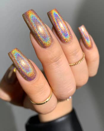 A model with holographic nails