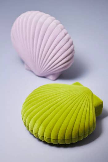 Two shell-shaped decorative jewelry boxes 