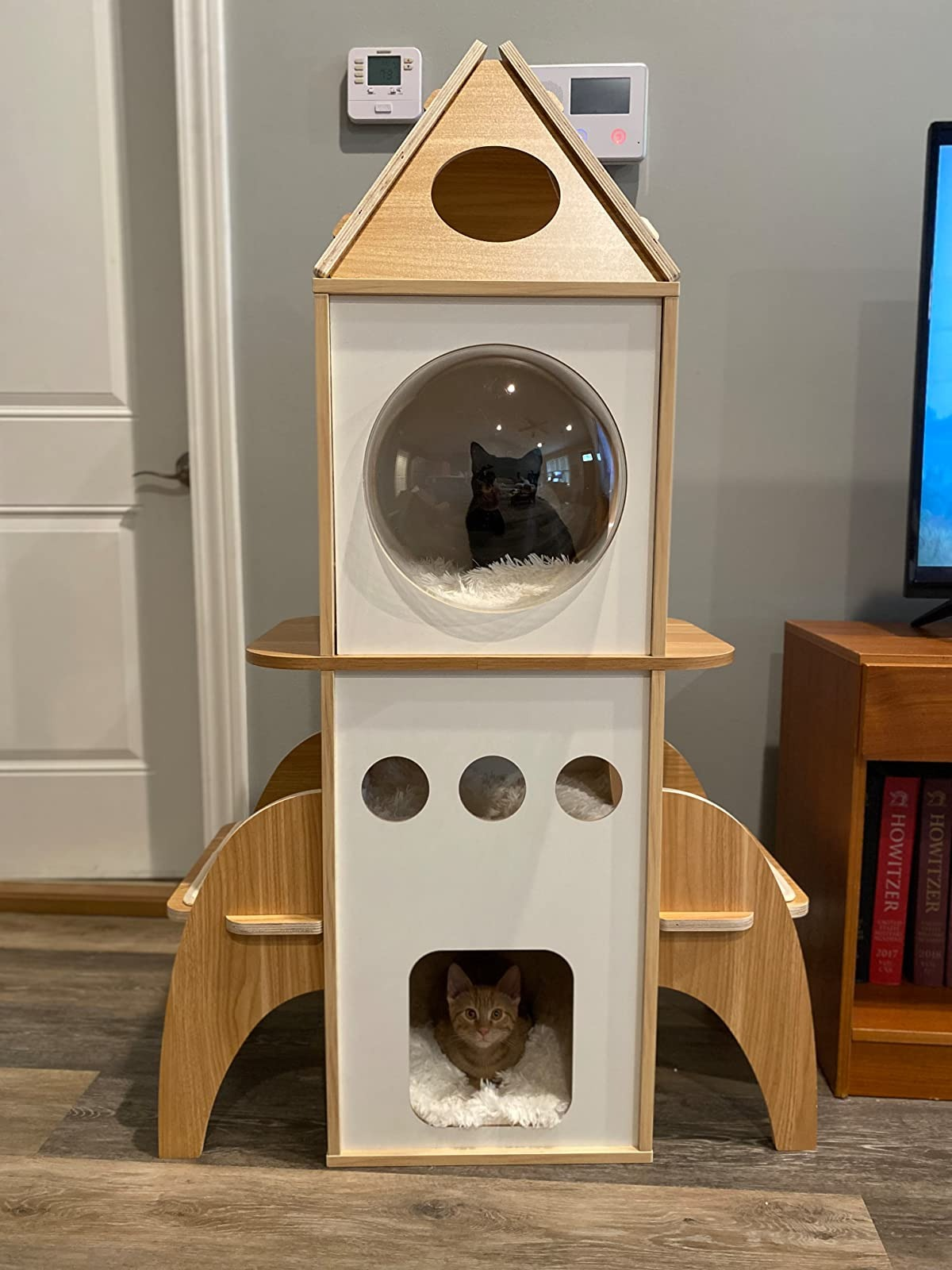 rocket cat tree