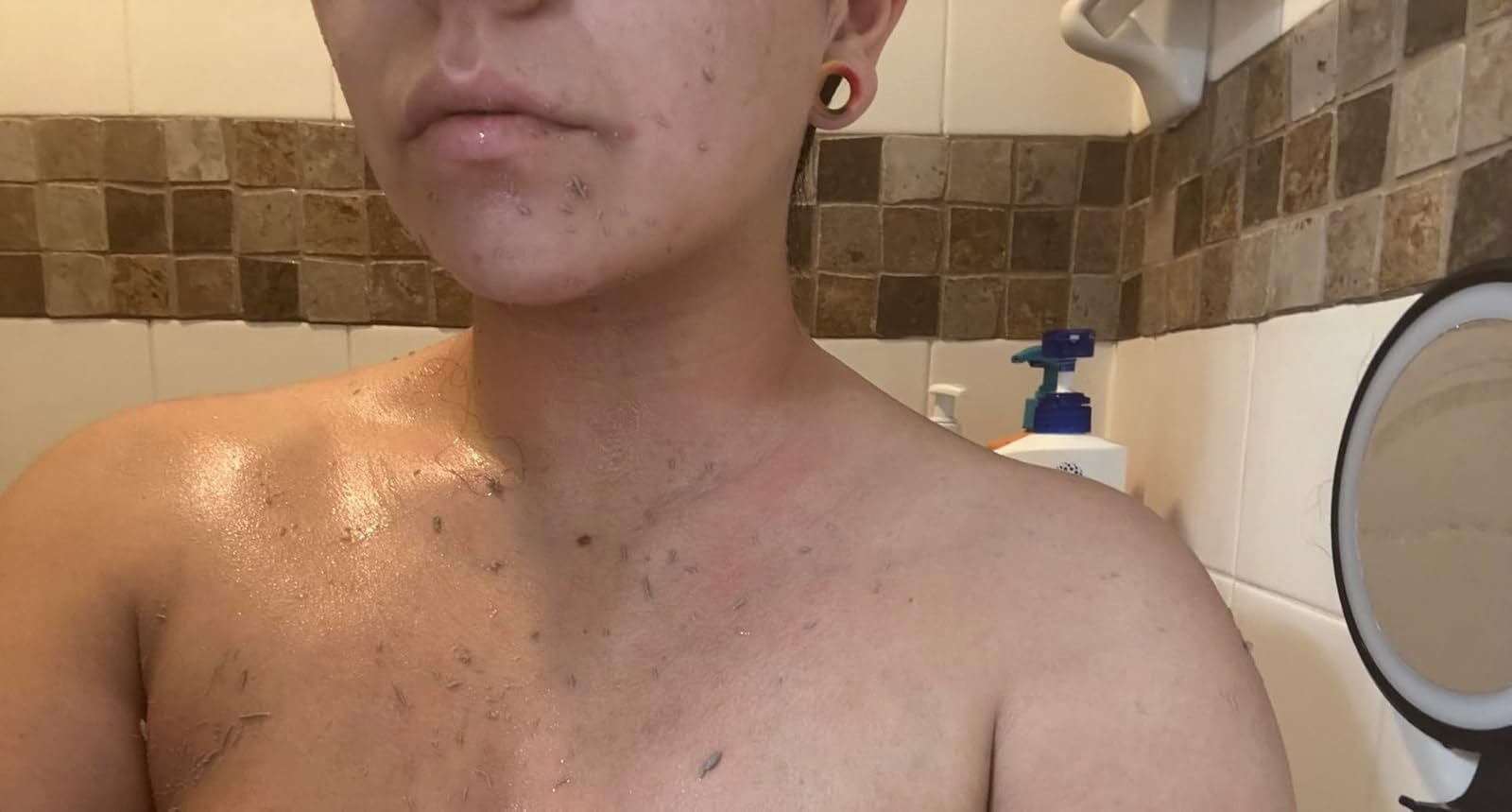 a adjacent  up   of dormant   tegument  connected  a reviewer's chest