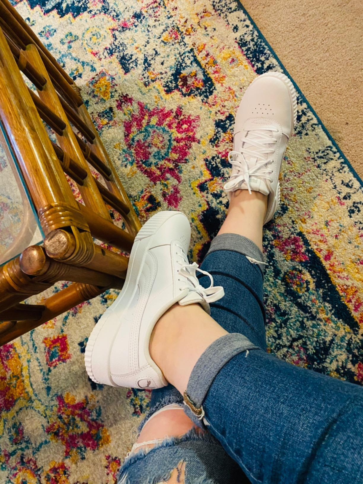 adidas superstar with jeans