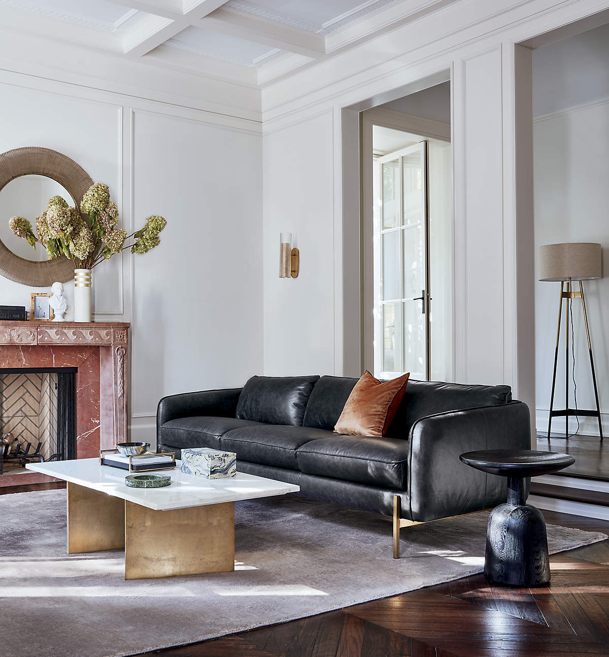 16 Best Leather Couches To Elevate Your Space In 2024   AnDnOpsEK 