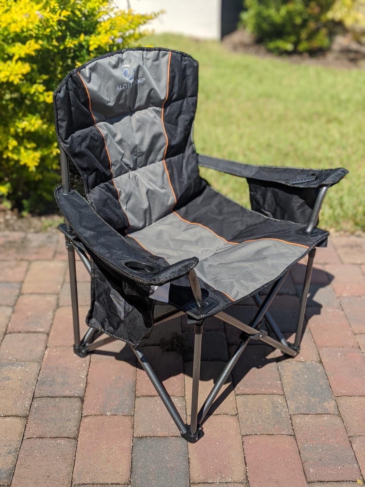 Reviewer image of black and gray chair