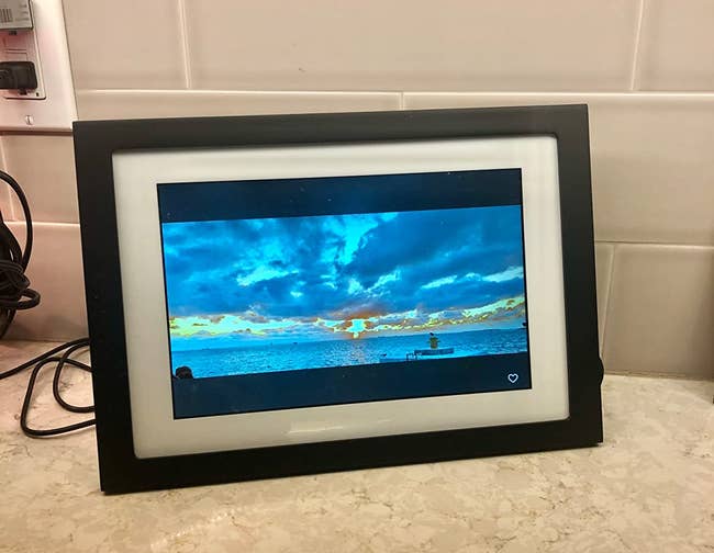 reviewer image of the digital frame
