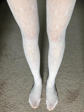 Image of reviewer wearing white tights