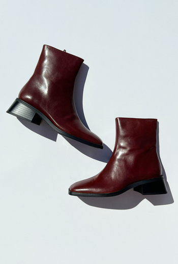 28 Stylish Fall Boots To Start Autumn On The Right Foot