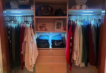 led lights in reviewer's closet