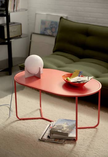 same coffee table in red