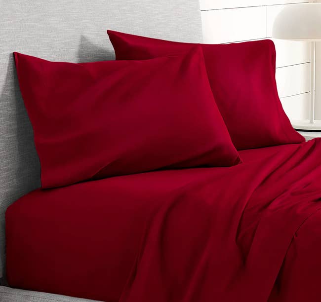 the flannel pillowcases in the color red