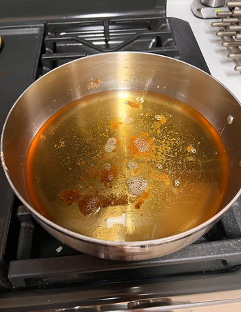 reviewers pan of cooking oil