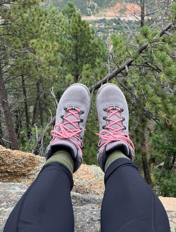 another reviewer in the canyon rose hiking boots 