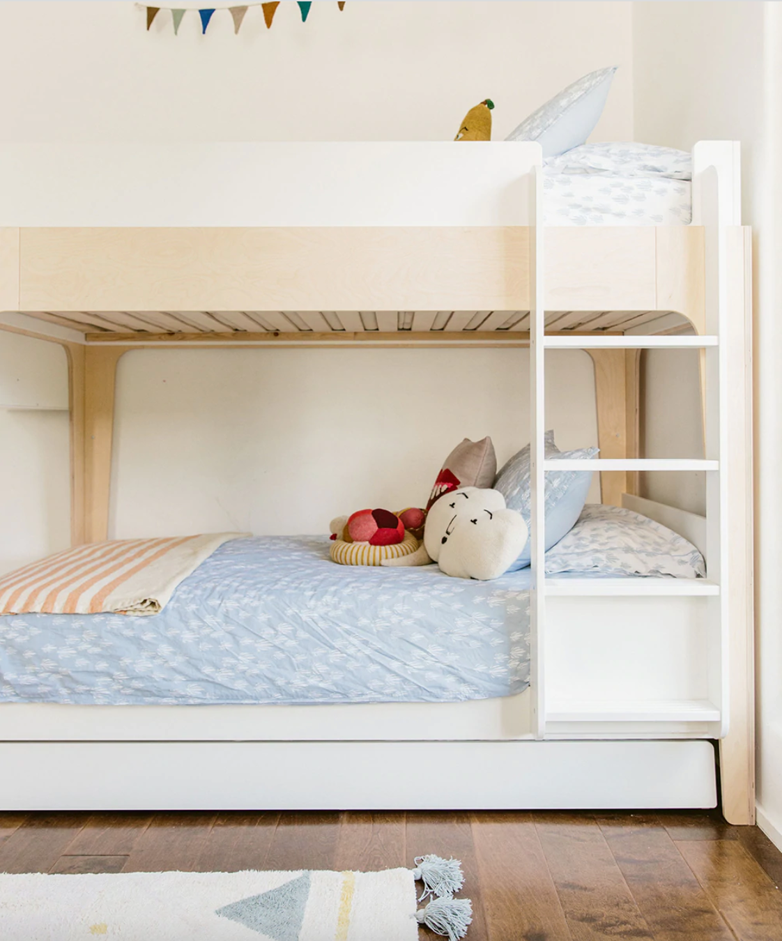 17 Best Trundle Beds To Double Up On Your Sleep 2022