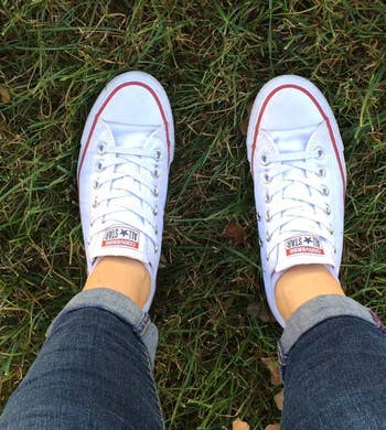 reviewer wearing white laces with convers