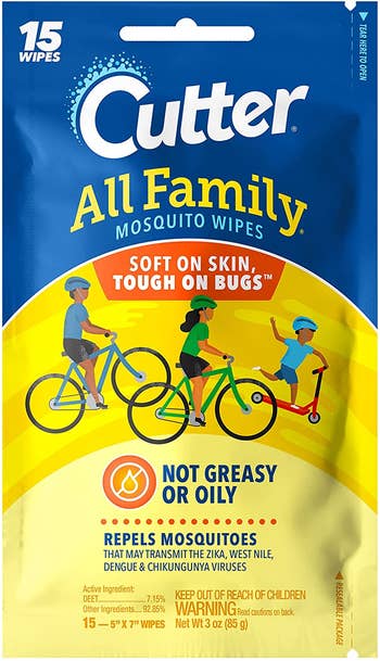 Pack of Cutter All Family mosquito wipes