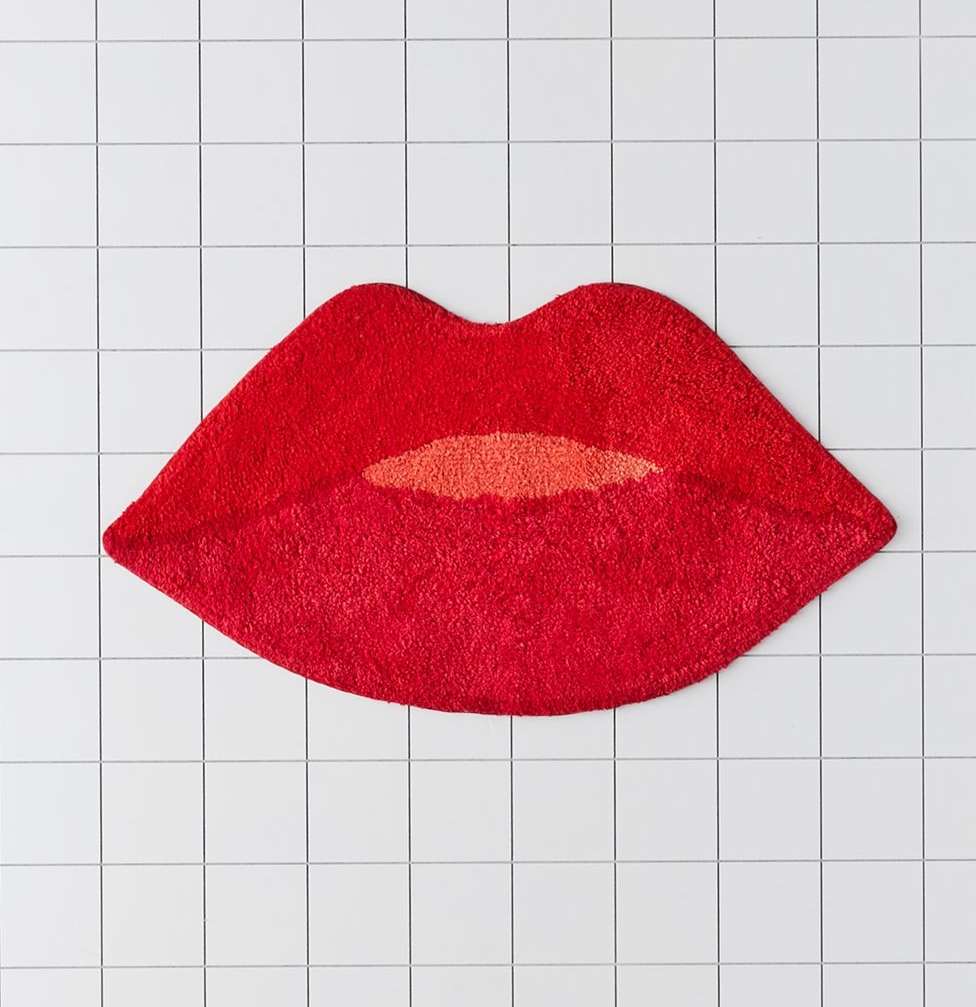 the kissable bathmat