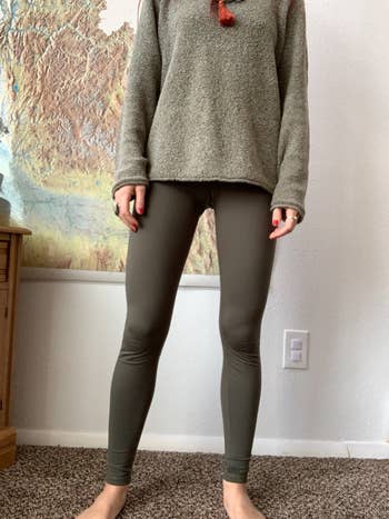 another reviewer wearing the army green leggings
