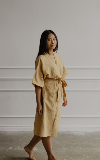 A model posing in yellow