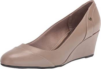 the nude-colored shoe