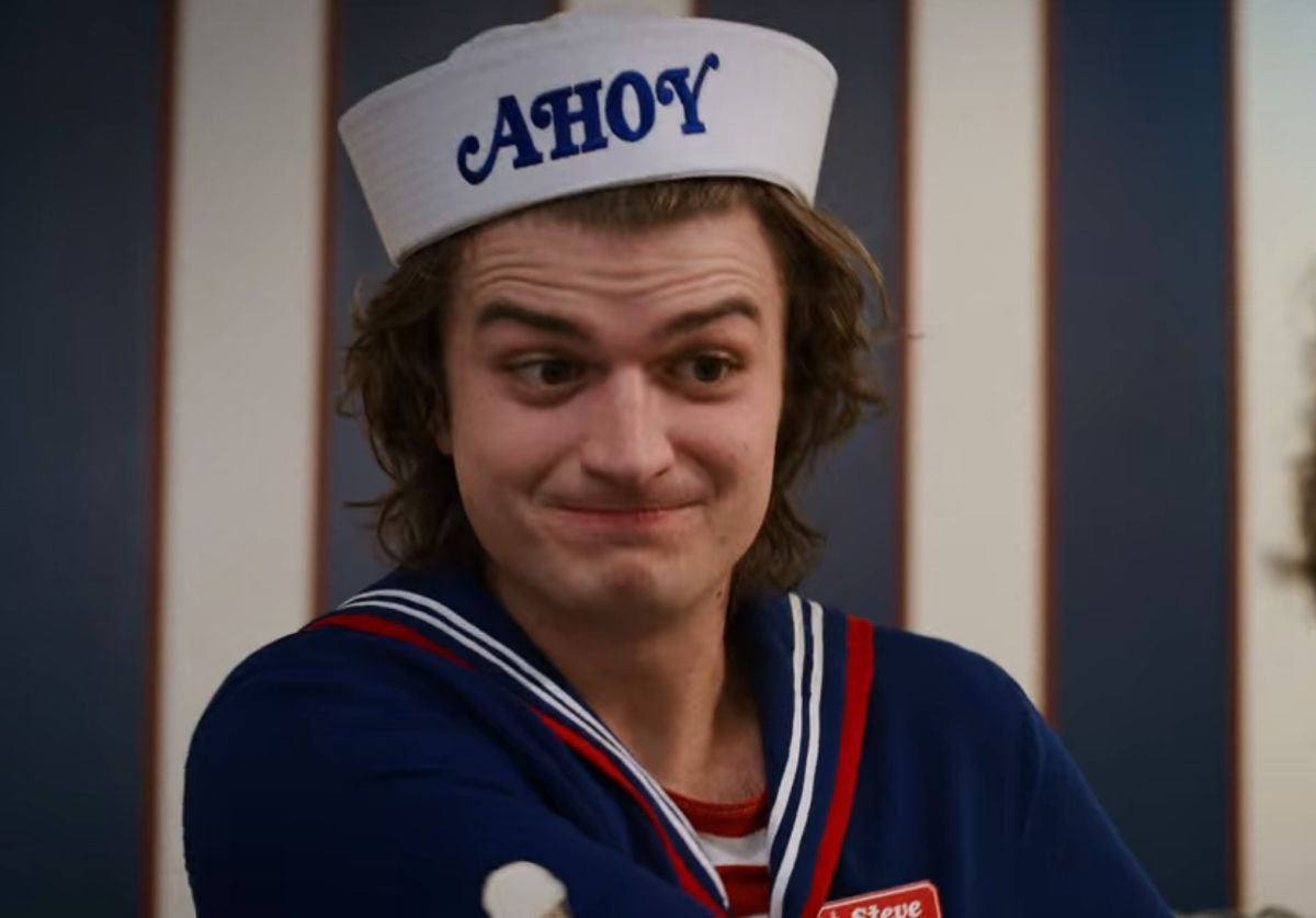 For the love of all that is Steve Harrington — y'all watched spree ? joe  keery is amazing