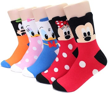 socks featuring goofy, daisy, donald, minnie, and mickey