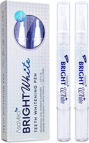 teeth whitening pens and packaging