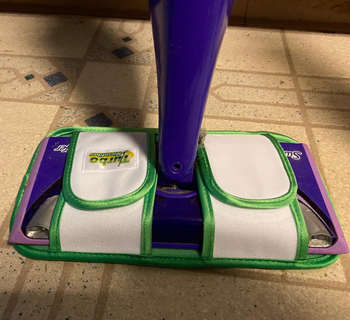 the pad on a reviewer's swiffer