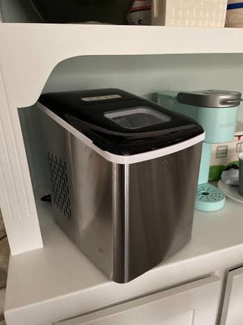 reviewers silver ice maker on their counter