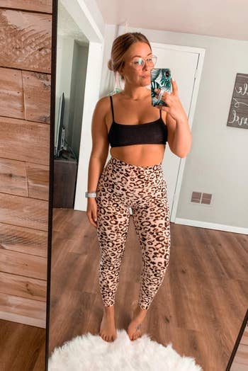 another reviewer in the leopard-print leggings