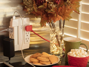 the swivel outlet with various devices plugged in