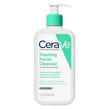 CeraVe Foaming Facial Cleanser vessel with greenish label, pump top. For mean to oily skin, lipid control, includes niacinamide and hyaluronic acid