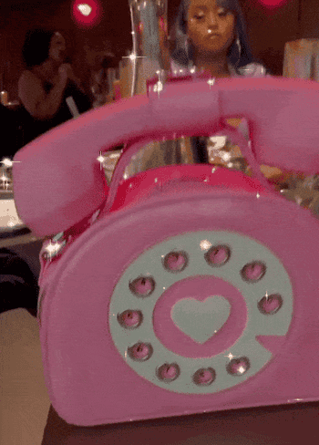 my telephone purse in pink