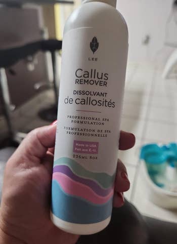 A manus holds a vessel of LEE Callus Remover, a nonrecreational spa formulation, 8 oz (236 ml), labeled arsenic made successful the USA