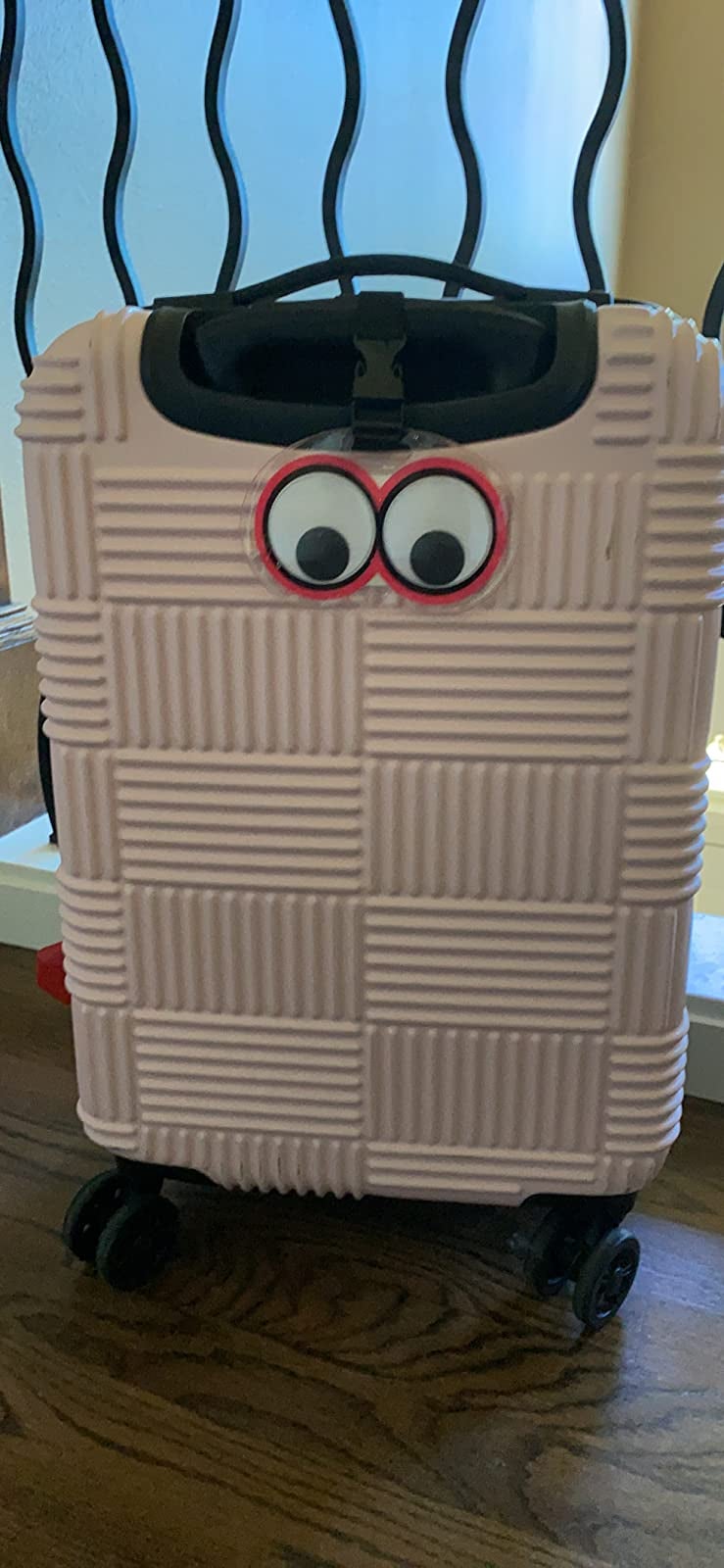 27 Best Luggage Tags To Know That Bag Belongs To You